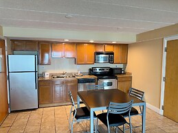 Travelodge by Wyndham Suites Virginia Beach Oceanfront