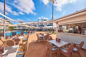 Universal Aparthotel Elisa