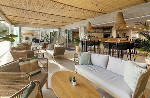 Universal Aparthotel Elisa