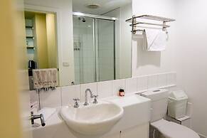 Miami Hotel Melbourne