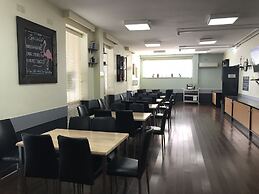 Miami Hotel Melbourne