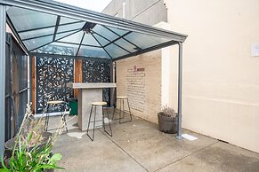 Miami Hotel Melbourne