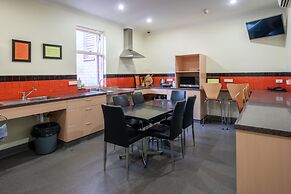 Miami Hotel Melbourne