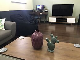 Miami Hotel Melbourne