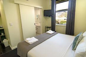 Miami Hotel Melbourne