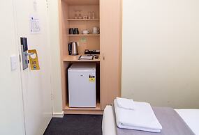 Miami Hotel Melbourne