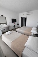 Navarria Hotel