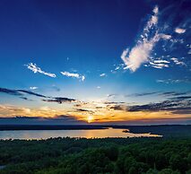 The Lakeview Hotel, Shanty Creek Resort