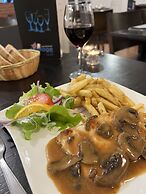 Logis Cottage Hotel Calais