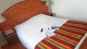 Logis Cottage Hotel Calais