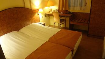 Logis Cottage Hotel Calais