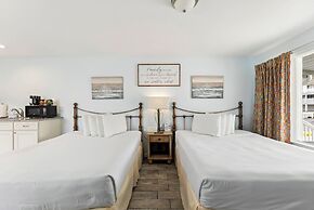 Daytona Inn And Suites
