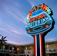 Daytona Inn And Suites