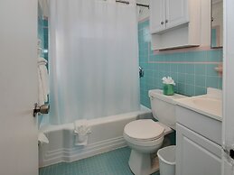Daytona Inn And Suites