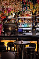 Hotel U Zlatého Stromu Prague by BHG