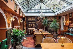 Hotel U Zlatého Stromu Prague by BHG