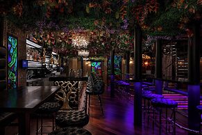 Hotel U Zlatého Stromu Prague by BHG