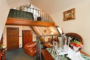 Hotel U Zlatého Stromu Prague by BHG