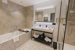 Hostellerie Cèdre & Spa • Beaune