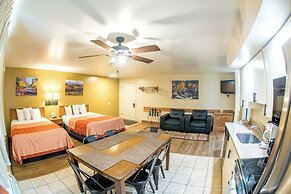 Glenwood Springs Cedar Lodge