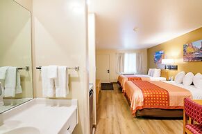 Glenwood Springs Cedar Lodge