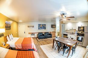 Glenwood Springs Cedar Lodge