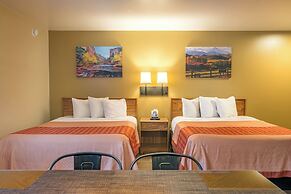 Glenwood Springs Cedar Lodge