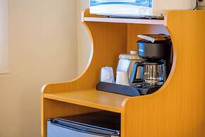 Glenwood Springs Cedar Lodge