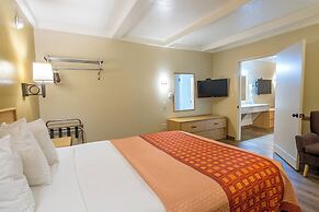 Glenwood Springs Cedar Lodge