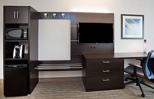 Holiday Inn Express Hotel & Suites Dickinson by IHG