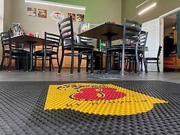 Super 8 By Wyndham Kingsland I-95/Naval Base Area