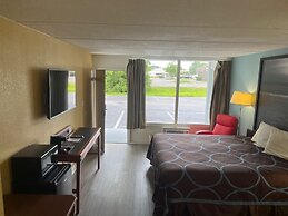 Super 8 By Wyndham Kingsland I-95/Naval Base Area