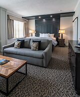 The Tidewater Inn