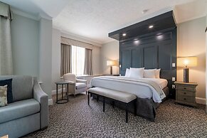 The Tidewater Inn