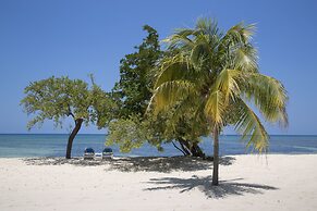 Rose Hall Villas By Half Moon