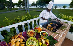 Rose Hall Villas By Half Moon