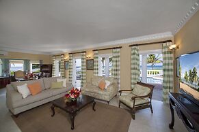 Rose Hall Villas By Half Moon