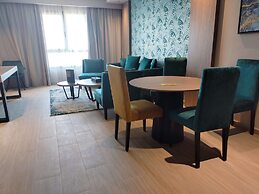 Golden Tulip El Mechtel