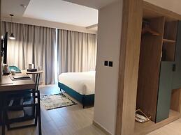 Golden Tulip El Mechtel