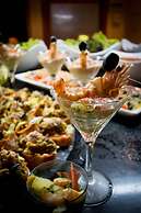 Golden Tulip El Mechtel