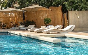 Golden Tulip El Mechtel