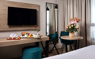 Golden Tulip El Mechtel