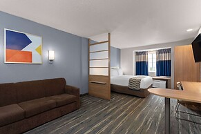 Microtel Inn & Suites by Wyndham Zephyrhills