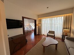 Puerto Antilla Grand Hotel