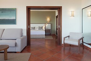 Puerto Antilla Grand Hotel