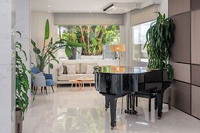 Hotel Las Arenas, Affiliated by Meliá