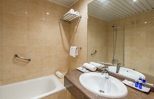 Hotel Las Arenas, Affiliated by Meliá