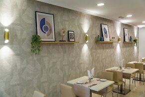 Hotel Las Arenas, Affiliated by Meliá