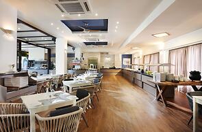 Giannoulis – Santa Marina Beach