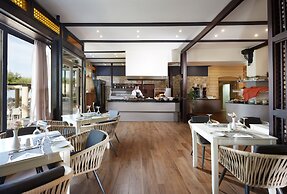 Giannoulis – Santa Marina Beach